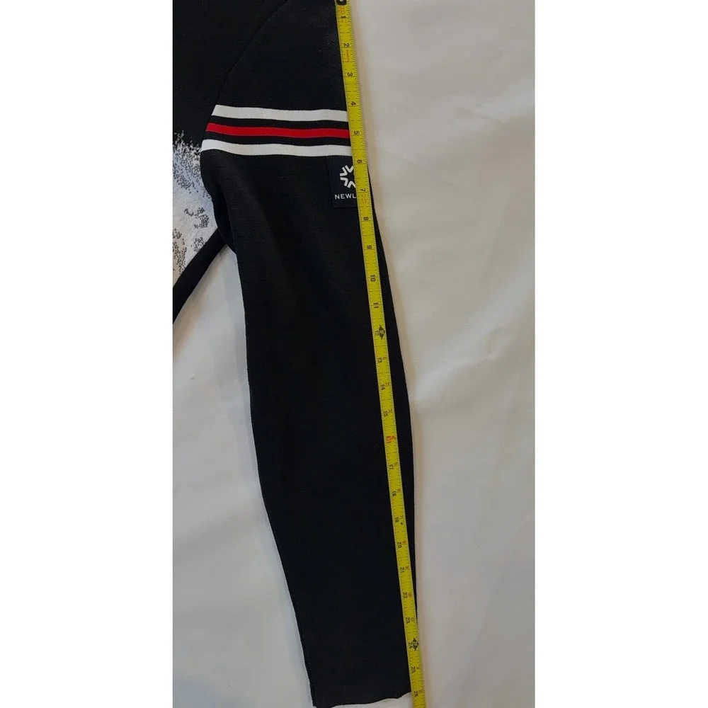 NEWLAND Men's Ski Sweater Sz. M Skier Made Italy Quarter Zip Black‎